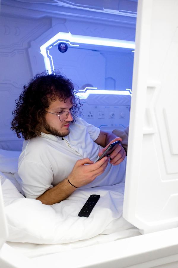 Av-1 Capsule Hotel Kiev Luaran gambar