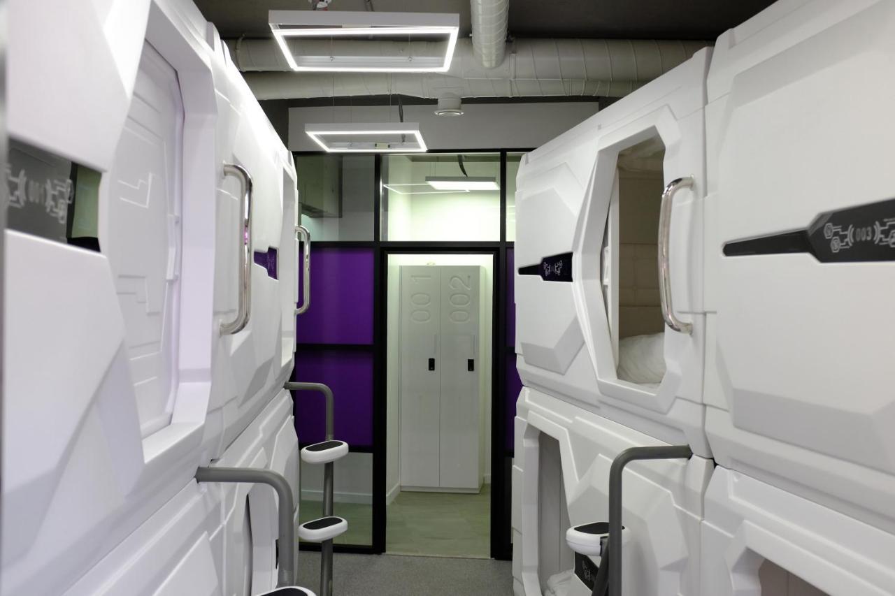 Av-1 Capsule Hotel Kiev Luaran gambar
